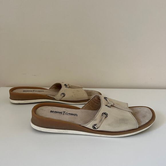 Minnetonka Cream Leather Slide Sandals Women's 6 US - Picture 4 of 8